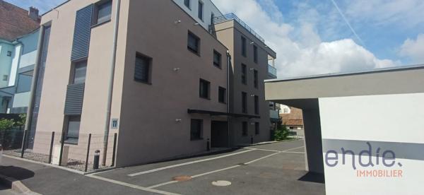 bel appartement F3 situé au 1er étage
