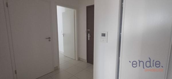 bel appartement F3 situé au 1er étage