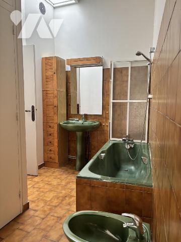 Appartement 6P Duplex de charme avec terrasse – Hôtel particulier du XVIIe siècle en cœur de ville