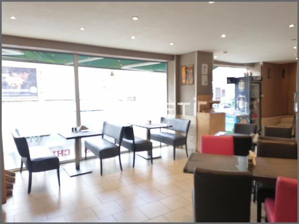 Fond de commerce pour activité de restauration rapide avec appartement inclus
