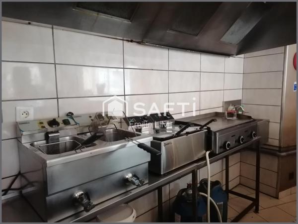 Fond de commerce pour activité de restauration rapide avec appartement inclus