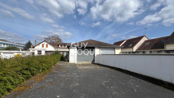 VENTE d'une maison 5 pièces (141 m²) à MARGNY LES COMPIEGNE