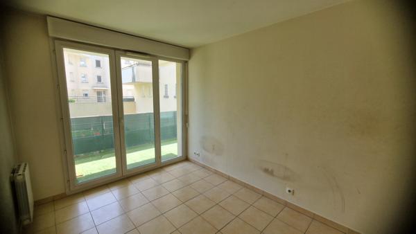 Appartement Combs La Ville 3 pièce(s) 65 m2