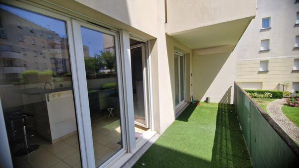 Appartement Combs La Ville 3 pièce(s) 65 m2