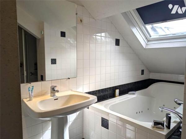 VENTE MAISON INDIVIDUELLE - SAINTE MAURE DE TOURAINE