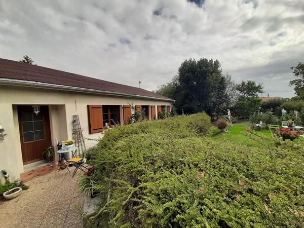 Maison de plein pied à Beaulieu sous Bressuire