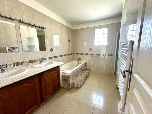 Viila Plain pied 111m² - 4 Chambres