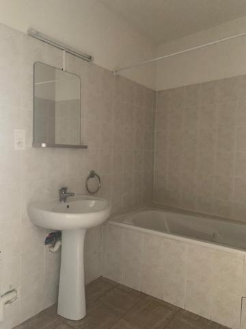 Location appartement près de CAUSSADE - 2 pièce(s) - 37 m² - 390 €/mois