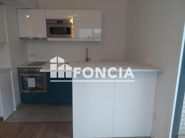 Location Appartement 2 pièces 43 m² - 18-36 RUE DE LA REPUBLIQUE Suresnes 92150