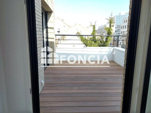 Location Appartement 2 pièces 43 m² - 18-36 RUE DE LA REPUBLIQUE Suresnes 92150