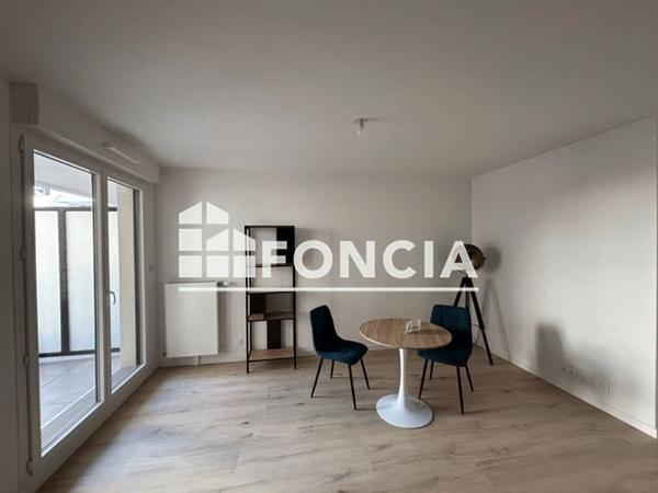 Location Appartement 2 pièces 45.5 m² - Colombes 92700