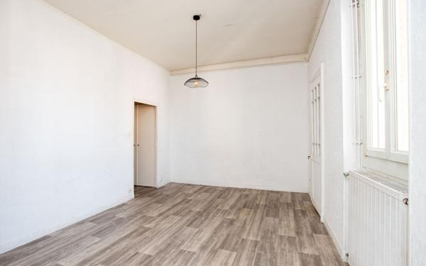 Immeuble à vendre    15 pièces • 315 m2 Toulouse