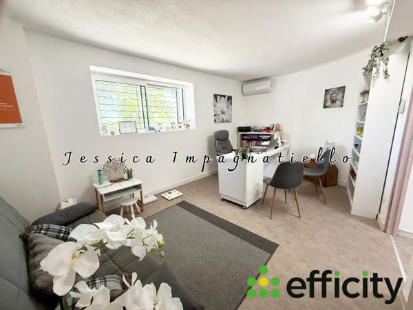 Local Commercial 3 pièces - 86 m²