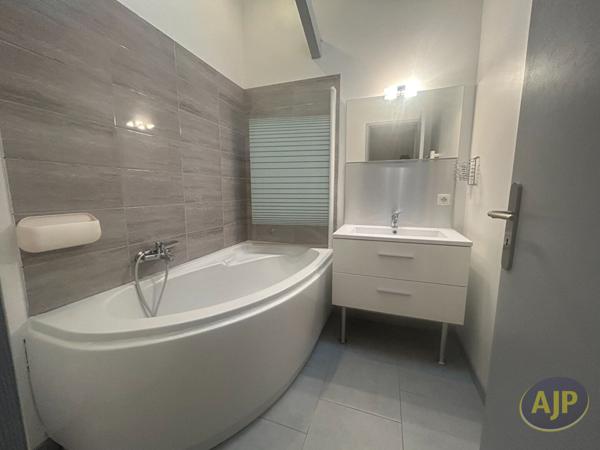 Location appartement Cenon : 1 000 € - AJP Immobilier Bordeaux Saint-Augustin