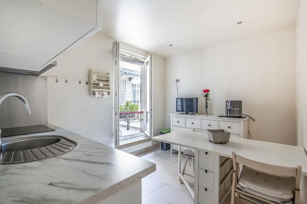 Appartement Paris 75017 Batignolles 3 pièces 57 m2