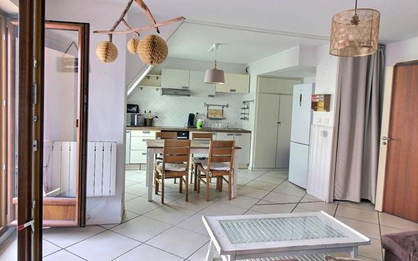 Appartement à vendre    2 pièces • 68 m2 Colmar