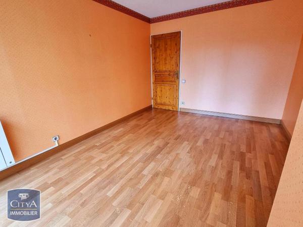 Appartement à louer 4 pièces 82.38m²