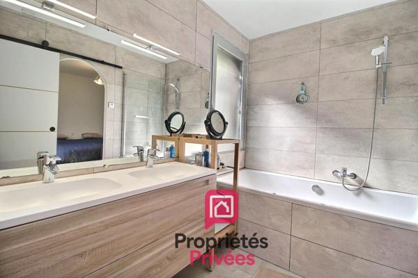 1h15 de PARIS - PROPRIETE de 245 m2 env. GARAGE, 5400 m2 de PARC ARBORE, AU COEUR DE LA NATURE