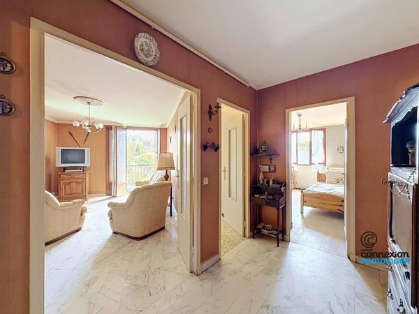 BEAU T4 A RENOVER BOULEVARD RICARD - FRICHE BELLE DE MAI