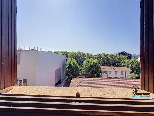 BEAU T4 A RENOVER BOULEVARD RICARD - FRICHE BELLE DE MAI