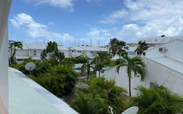 Appartement à vendre    1 pièce • 24,99 m2 Saint-François