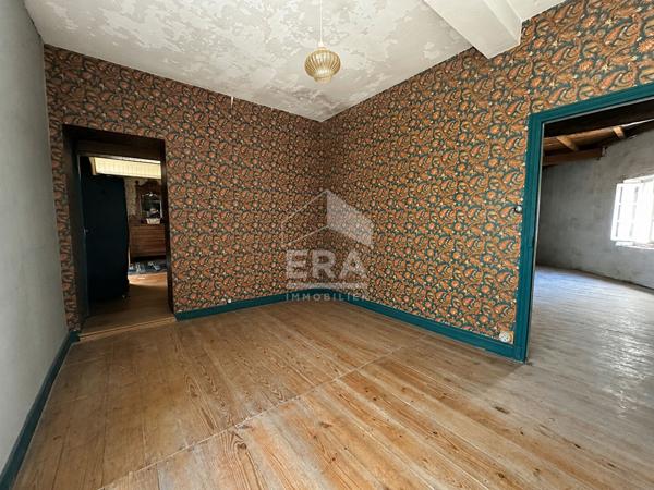 Maison à rénover à Saint-Justin - 11 pièces, 315 m²