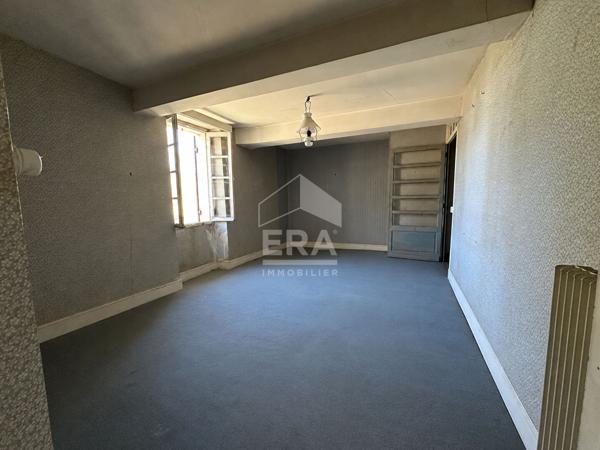 Maison à rénover à Saint-Justin - 11 pièces, 315 m²