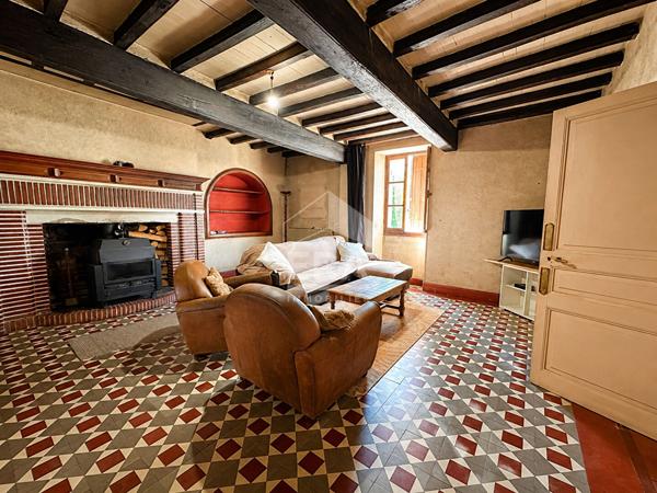 Maison à rénover à Saint-Justin - 11 pièces, 315 m²