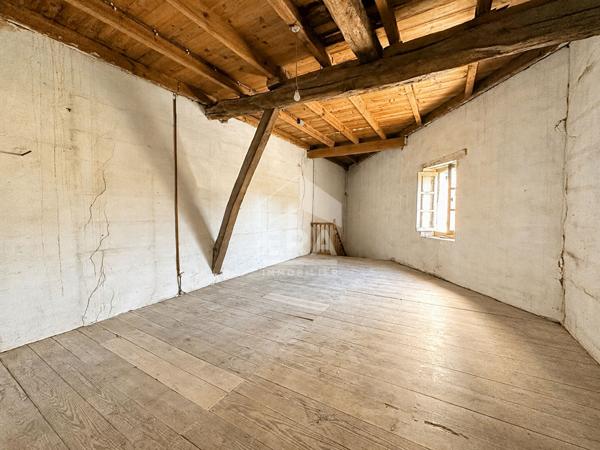 Maison à rénover à Saint-Justin - 11 pièces, 315 m²