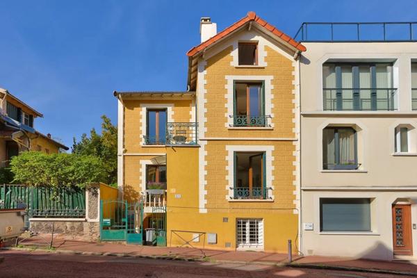 Maison de ville Saint-Cloud - MONTRETOUT