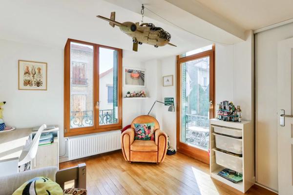 Maison de ville Saint-Cloud - MONTRETOUT