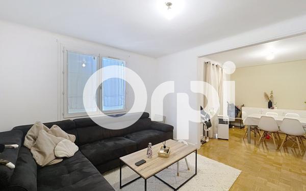 Immeuble à vendre    6 pièces •  Brive-la-Gaillarde