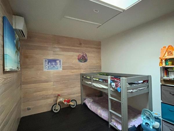 Maison familiale au cœur de Lorgues au calme en fond d’impasse