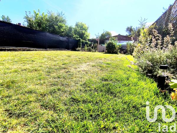 House for sale 4 rooms 93 m² Bruay-la-Buissière