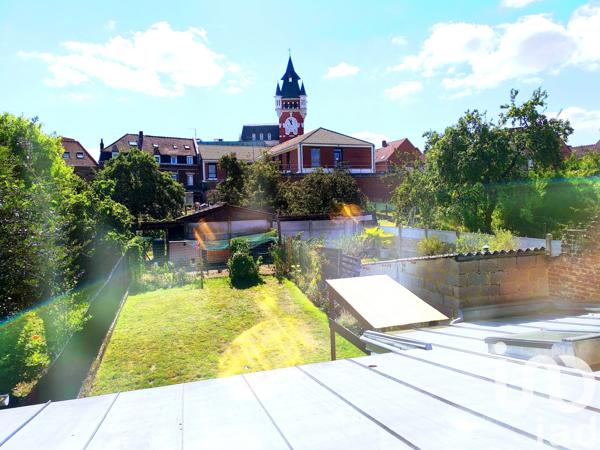 House for sale 4 rooms 93 m² Bruay-la-Buissière