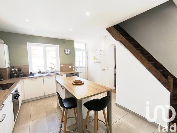 House for sale 4 rooms 93 m² Bruay-la-Buissière