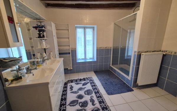 Maison à vendre    5 pièces •  Crouy-sur-Ourcq