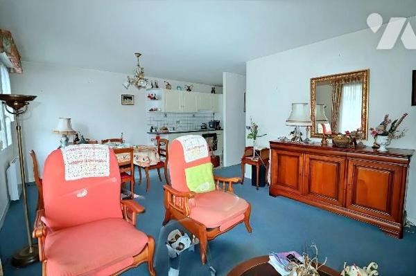 Appartement à Vendre à Armentières (59280) en Nord (59)

Dans résidence de bon standing  appa...