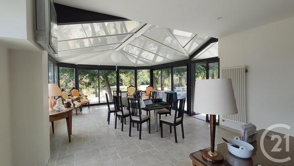 Maison à vendre  10 pièces - 280 m2 THENAC - 17