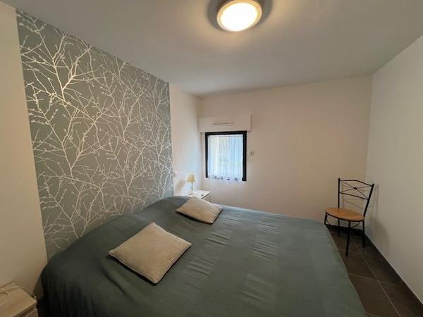 MAISON DANS UNE BELLE GRANGE DE 76m2 - plein sud