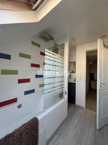 Maison
         4 pièces
        - 91 m² 187 500 € *