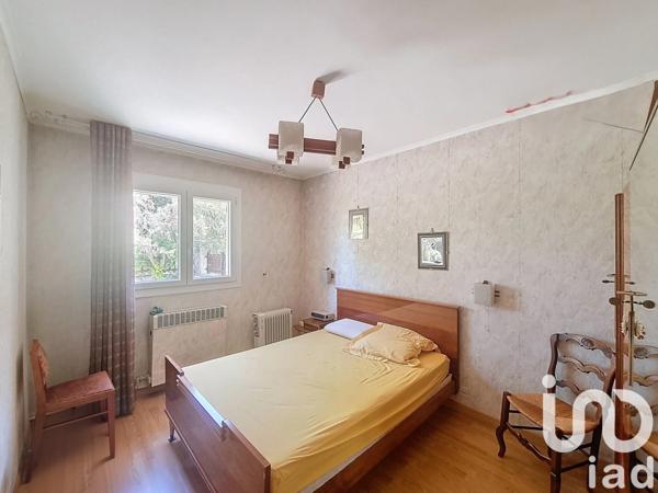 House for sale 5 rooms 124 m² Sorgues