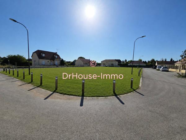Terrain à vendre de 718 m²