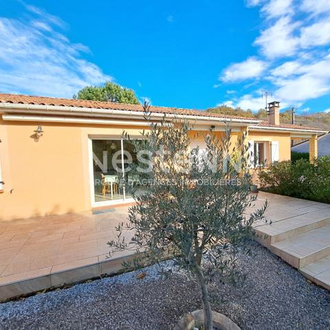 A VENDRE MAISON PLAIN PIED / LE PEYRAT / 3 CHAMBRES / JARDIN / 2 GARAGES