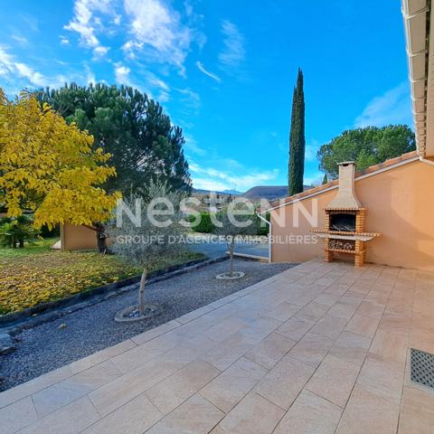 A VENDRE MAISON PLAIN PIED / LE PEYRAT / 3 CHAMBRES / JARDIN / 2 GARAGES