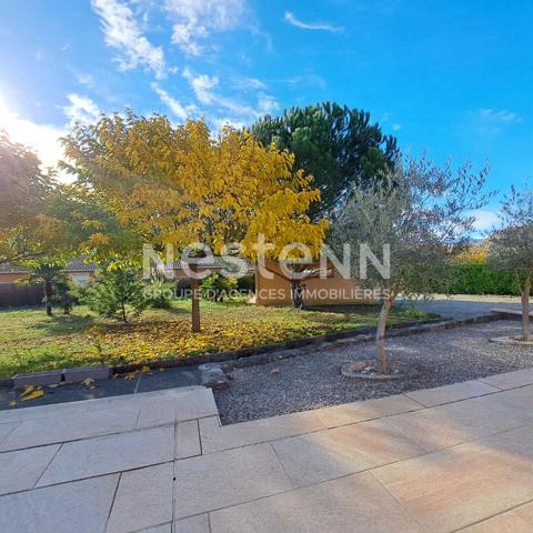 A VENDRE MAISON PLAIN PIED / LE PEYRAT / 3 CHAMBRES / JARDIN / 2 GARAGES