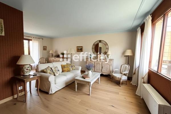 Maison 5 pièces - 101 m² Exclusivité efficity