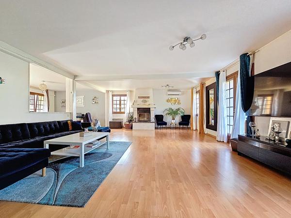 Maison 6 pièces 165m² sur sous-sol total proche Provins