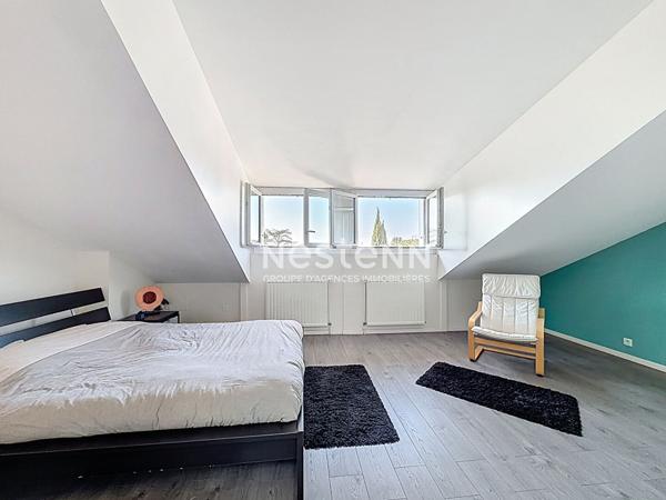 A VENDRE -PORTET SUR GARONNE Maison de village ATYPIQUE TRIPLEX Coeur de village