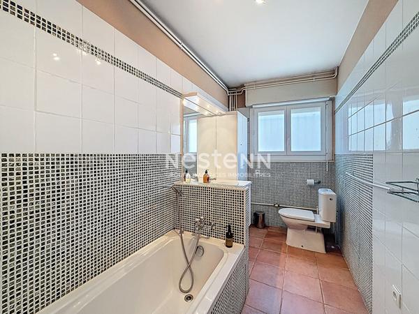 A VENDRE -PORTET SUR GARONNE Maison de village ATYPIQUE TRIPLEX Coeur de village